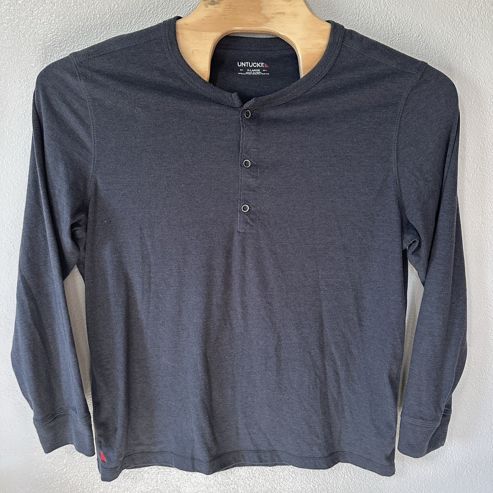 UntuckIt Shirt Men's Size XL Gray Henley Long Sleeve Cotton Blend T Shirt
